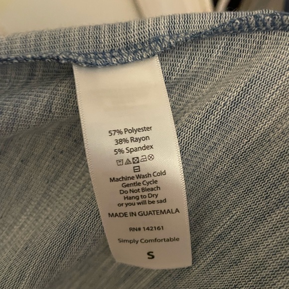 LuLaRoe Sarah Cardigan Charcoal
Grey Stripe Small - Picture 4 of 4